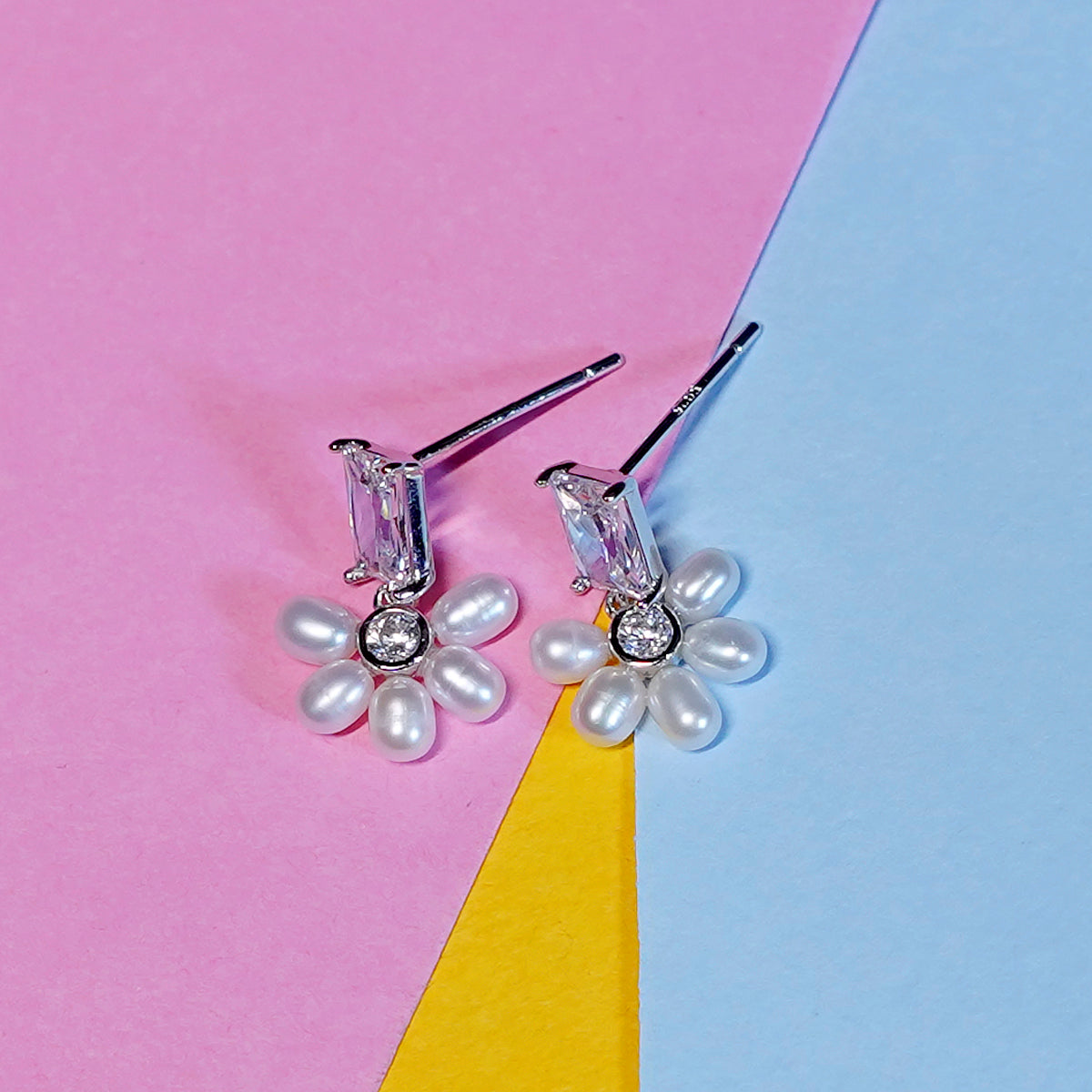 HANGING MOTI'S SILVER EARRINGS