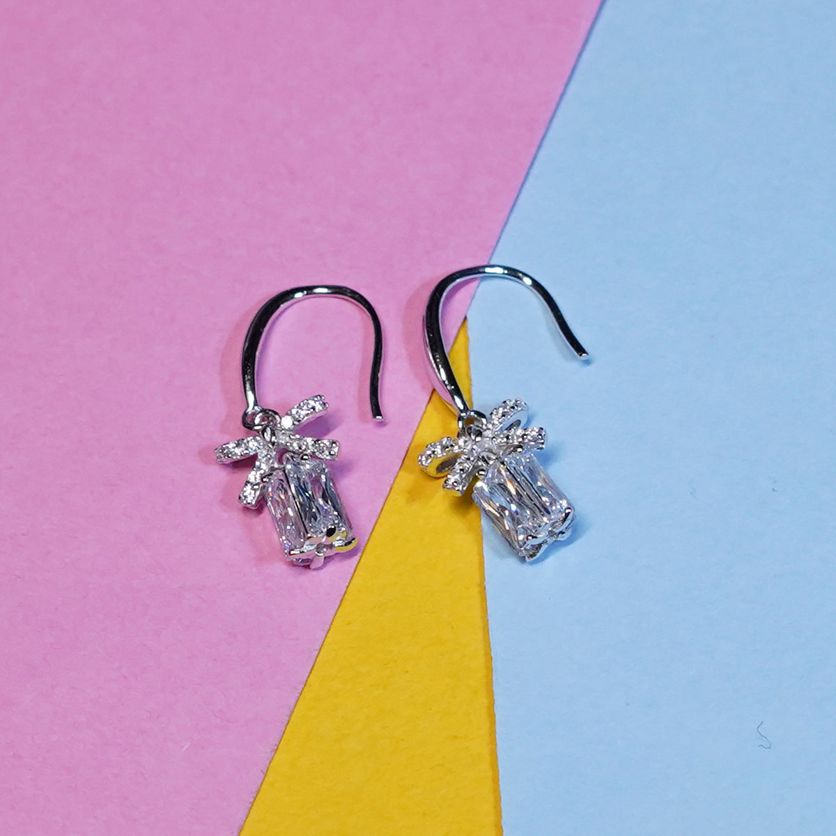 THE HANGING SOLITAIRE SILVER EARRINGS