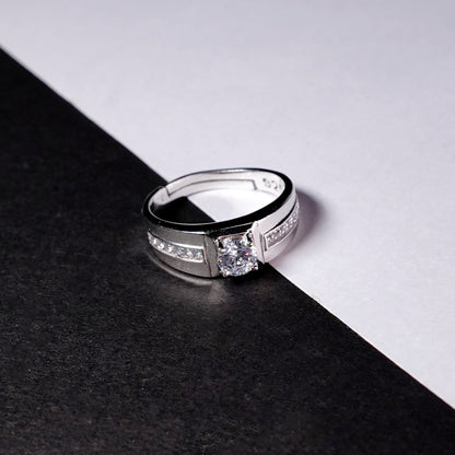Classic Solitaire silver ring