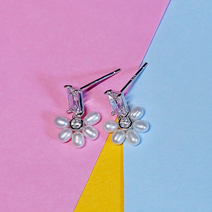 HANGING MOTI'S SILVER EARRINGS