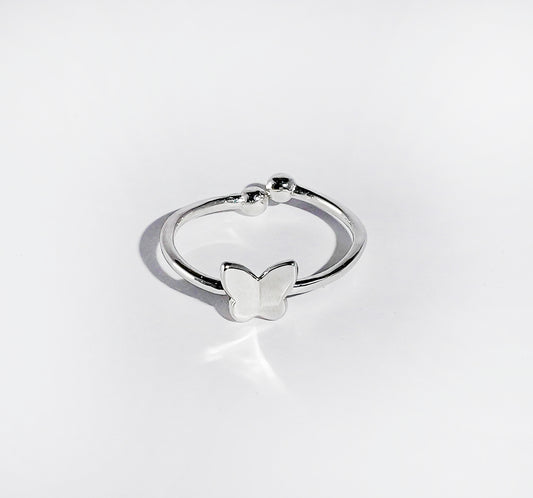 MINIMALIST BUTTERFLY SILVER RING