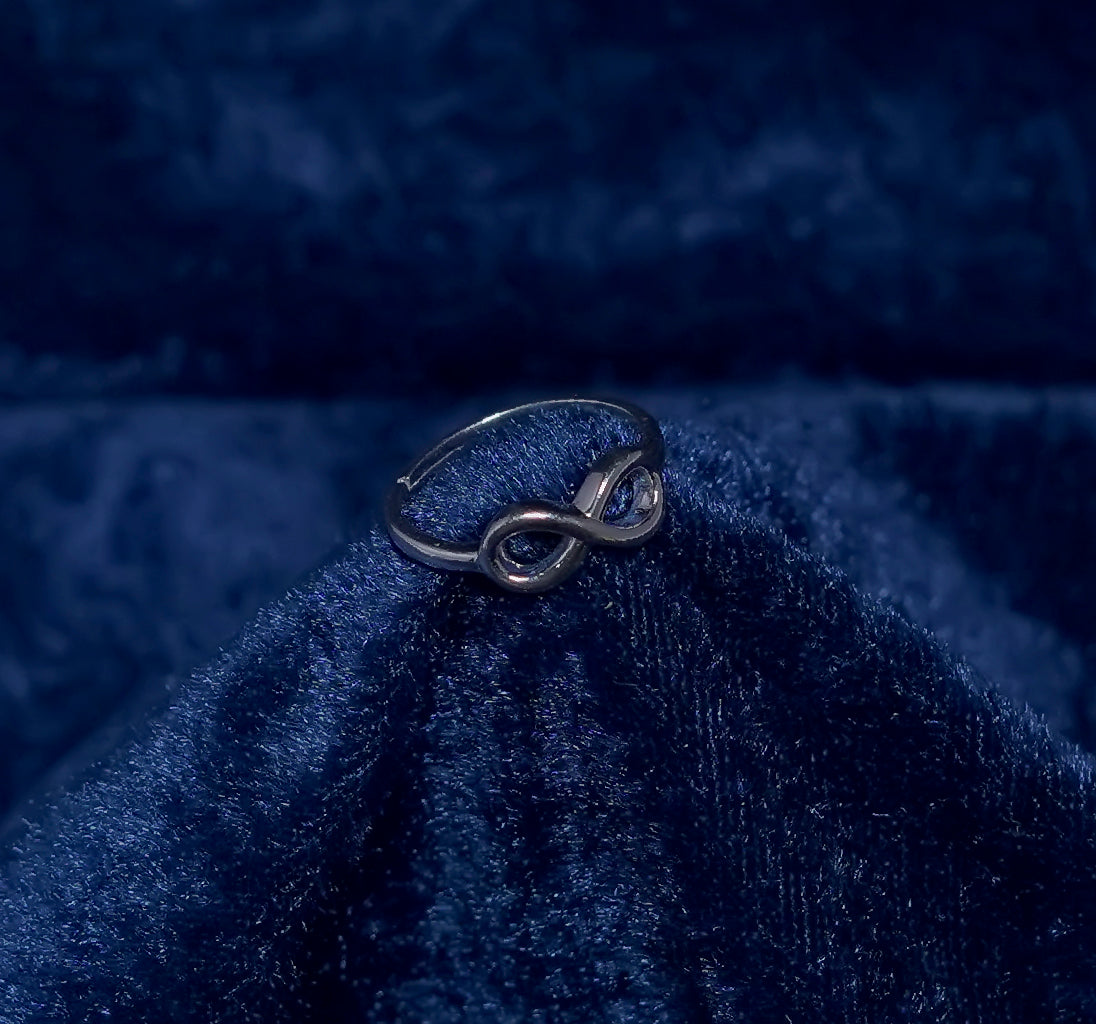 PURE INFINITY SILVER RING