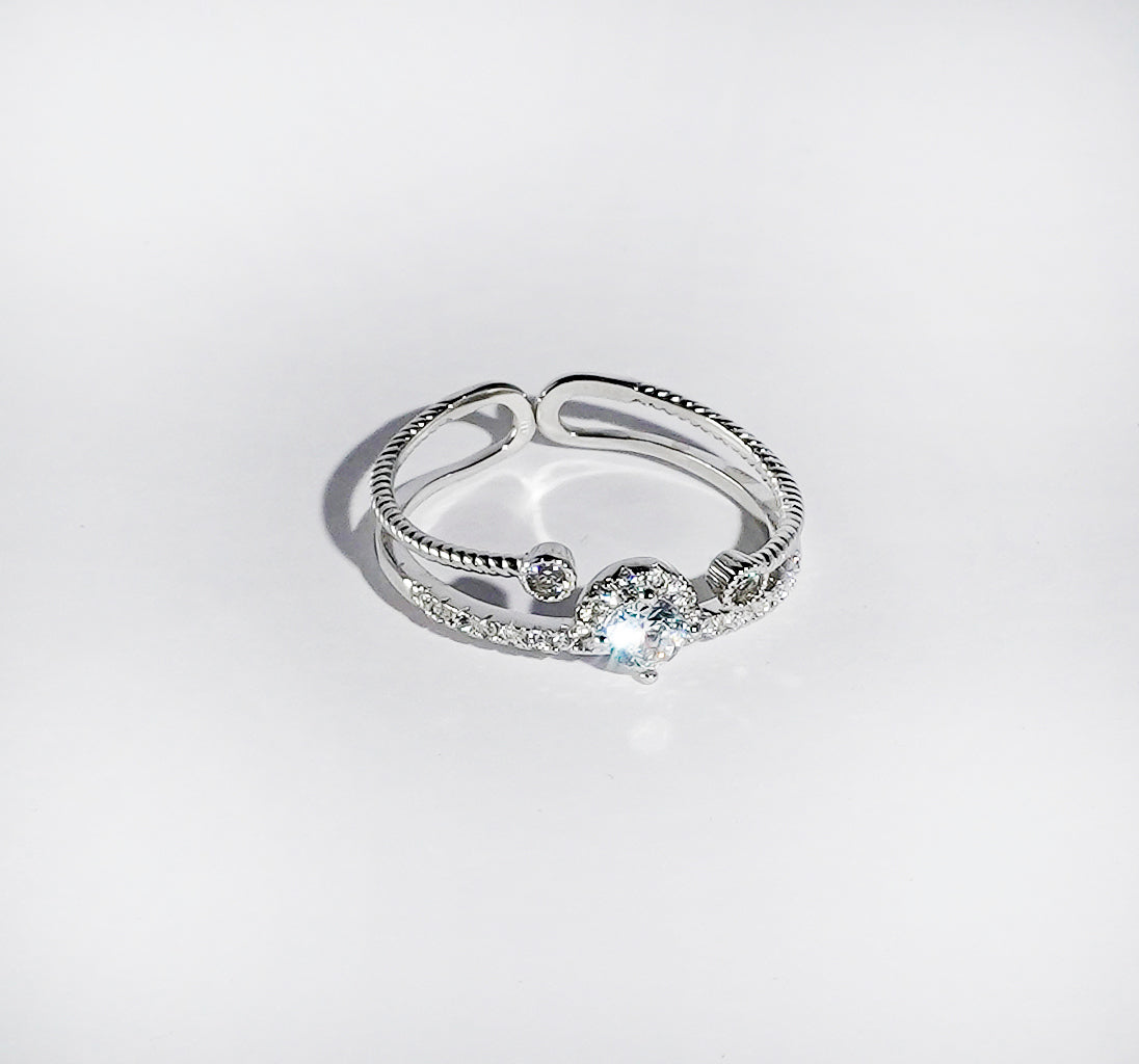 STARLIGHT SOLITAIRE SILVER RING