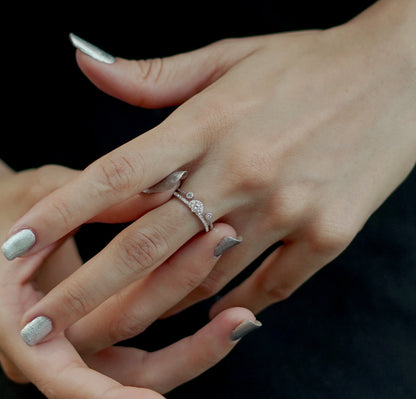 STARLIGHT SOLITAIRE SILVER RING