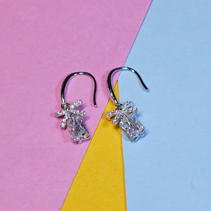 THE HANGING SOLITAIRE SILVER EARRINGS
