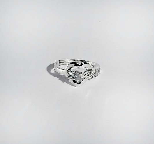 BOLD HEARTED SILVER RING