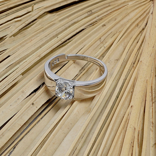 The Honor Solitaire Silver Ring