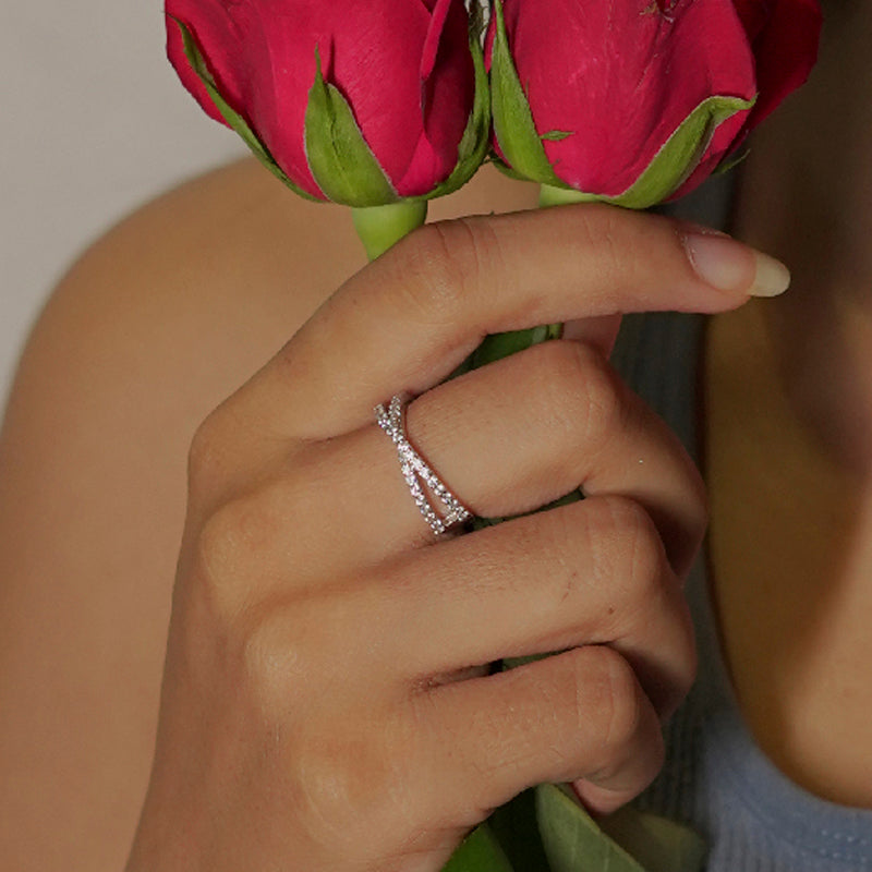 The Twinkling Cross Silver Band RING